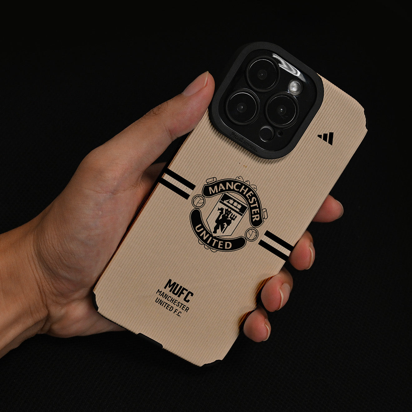 Manchester United 19/20 Away iPhone Case