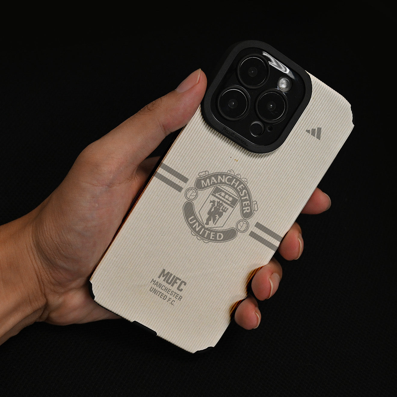 Manchester United 17/18 Away iPhone Case